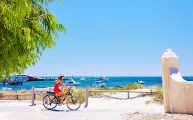 Stay Rottnest